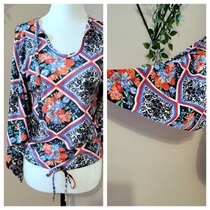 VINTAGE 70'S FLORAL PATTERNED BLOUSE small